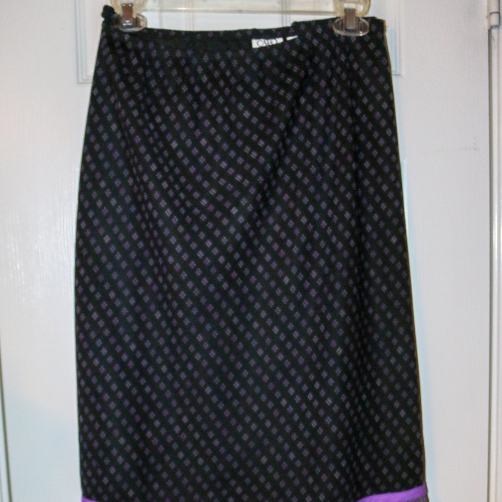 Black skirt